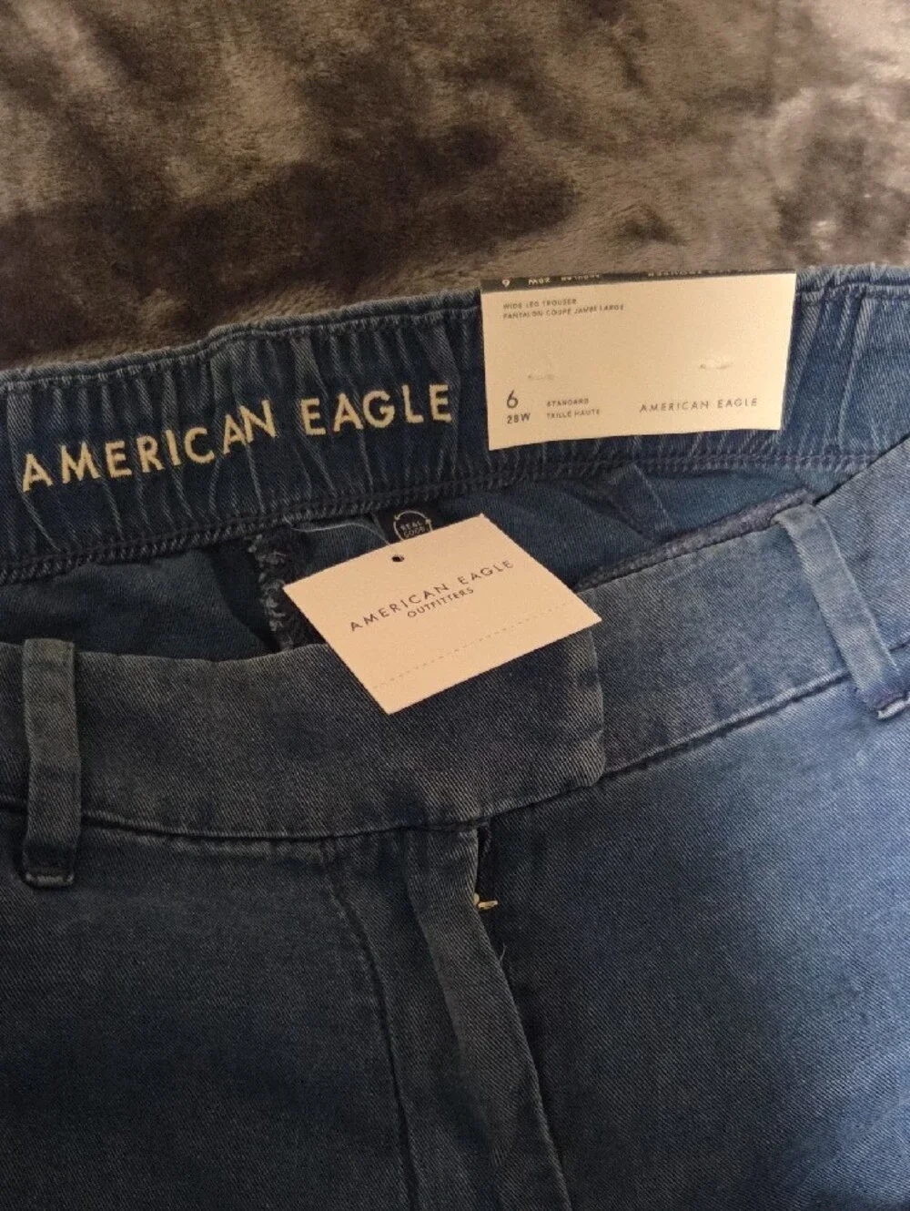 American Eagle Wide-Leg Blue Denim Jeans  Size 6R